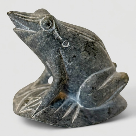 Vintage Hand-Carved Chinese Soapstone Frog Figurine Sculpture Stone Carving - Picture 4 of 9